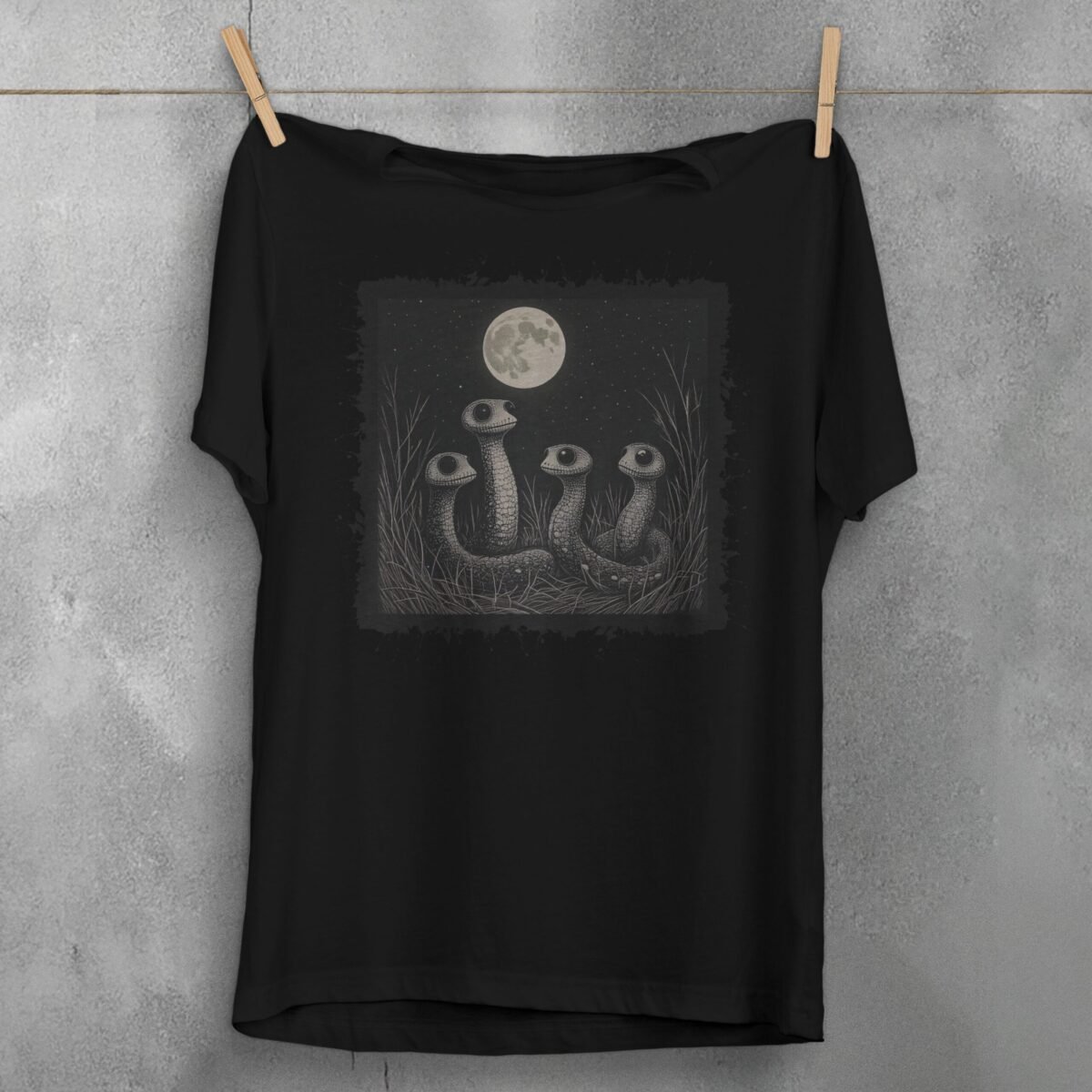 Snakes Moon Night Cute Creepy Eye Serpent Artwork T-Shirt - 1