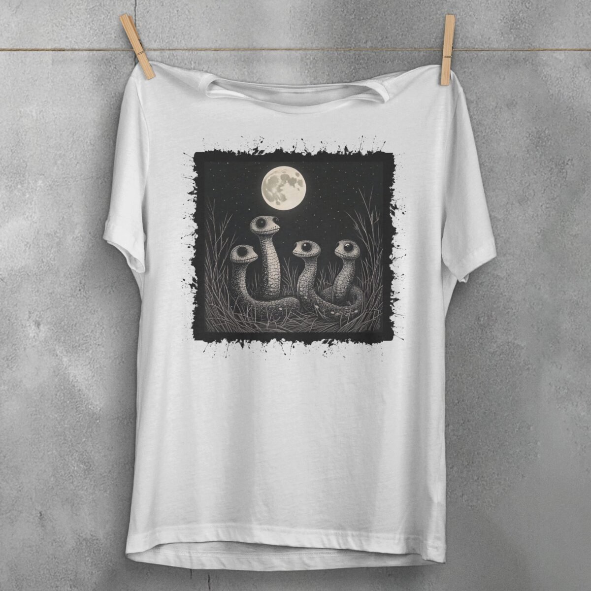Snakes Moon Night Cute Creepy Eye Serpent Artwork T-Shirt - 3